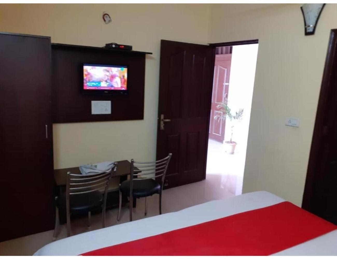 Hotel City Lodge , Chandīgarh Extérieur photo